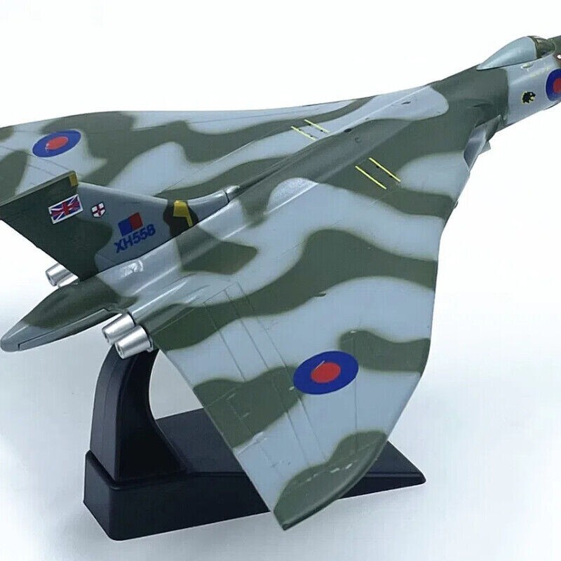 1:144 UK 2008 Avro Vulcan B MK2 Bomber Aircraf Model Diecast Military Collection