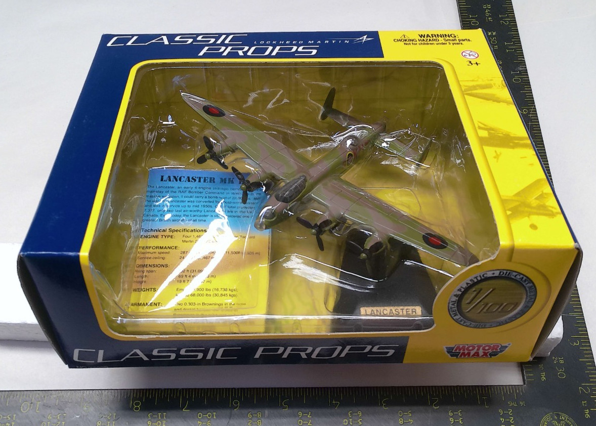 1:100 Lancaster MK B1 Military Classic Props by Motor Max #77028 – NEW Old Stock