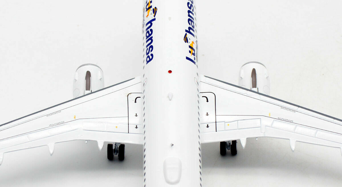 AIRBUS A319-114 LUFTHANSA REG: D-AILU WITH STAND – JFOX JFA319013 1/200