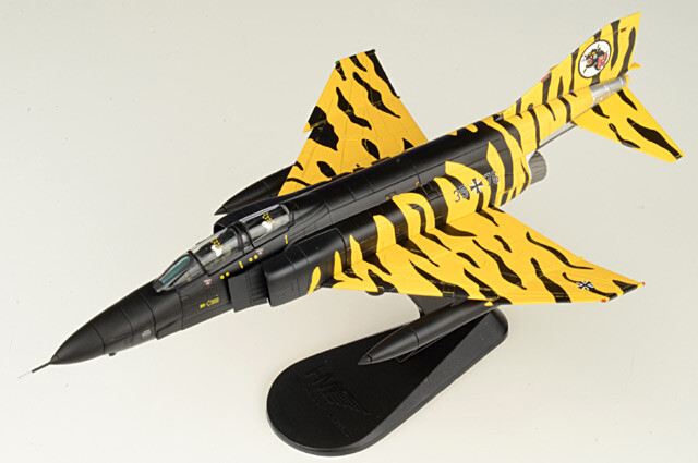 HA1984 Hobby Master RF-4E Phantom II 1/72 Model 35+76 Luftwaffe AG 52