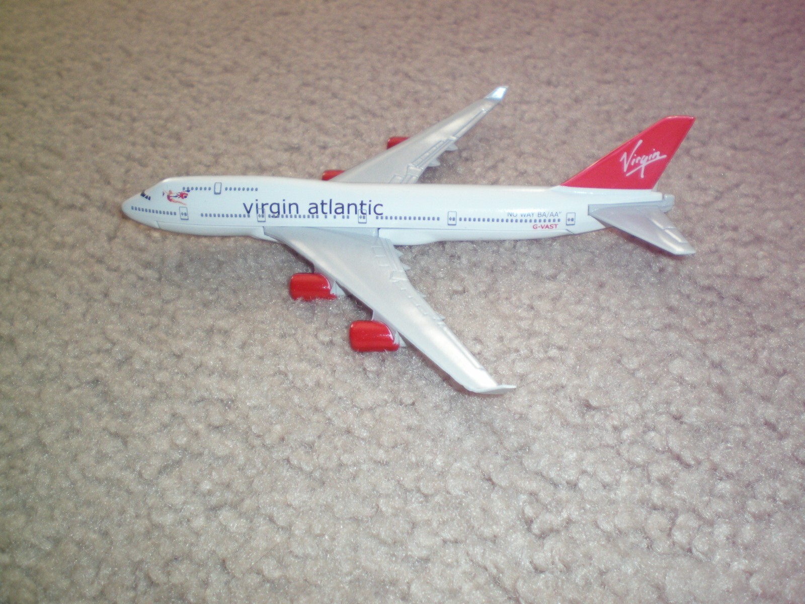 Virgin Atlantic Boeing 747 B Model Passenger Jet Metal / Die Cast 6″ by 6″