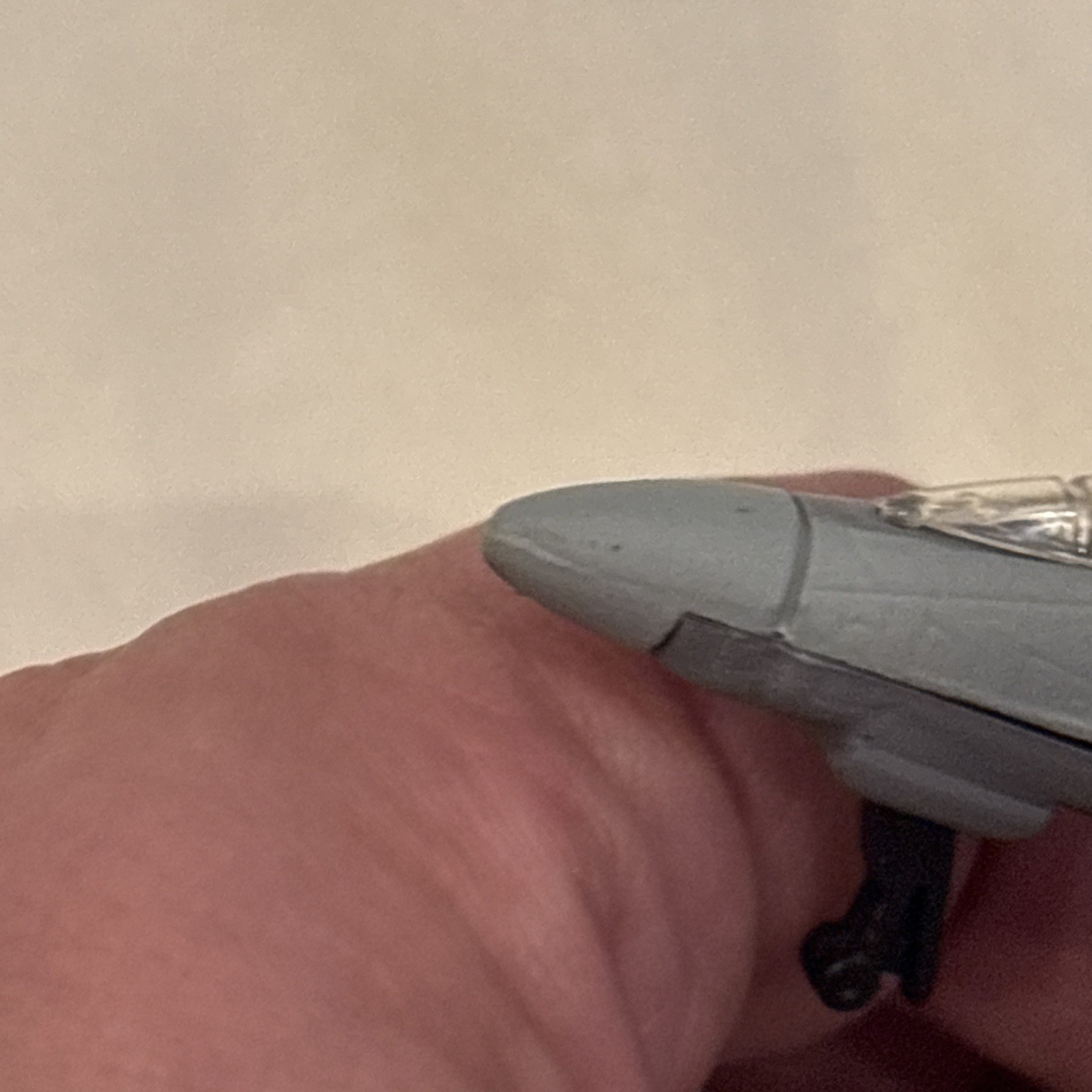 MAISTO TAILWINDS – F-4J PHANTOM II – FIGHTER PLANE – DIECAST AIRPLANE w/Stand