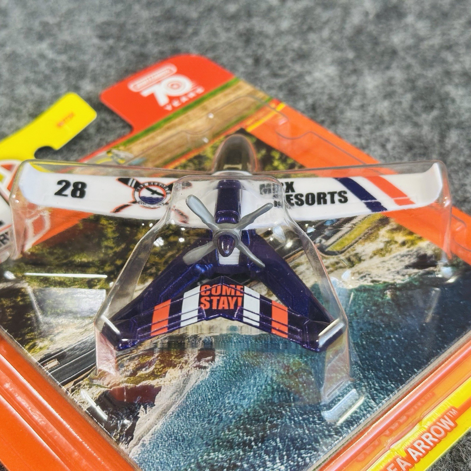 Lot of 2 Matchbox Sky Busters Planes Sea Arrows MBX Resorts, Oceanic Research