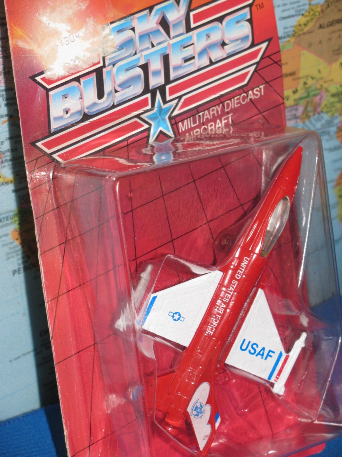 MATCHBOX MBX SKY BUSTERS LOCKHEED MARTIN F-16A USAF ***BRAND NEW & RARE***