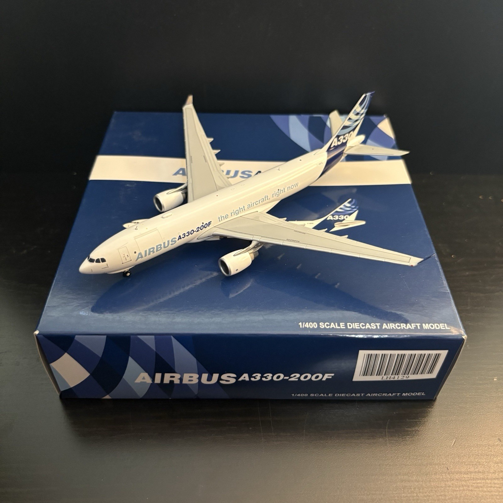 JC Wings 1:400 Airbus A330-200F F-WWYE LH4AIR129 Diecast Scale Model Airplane