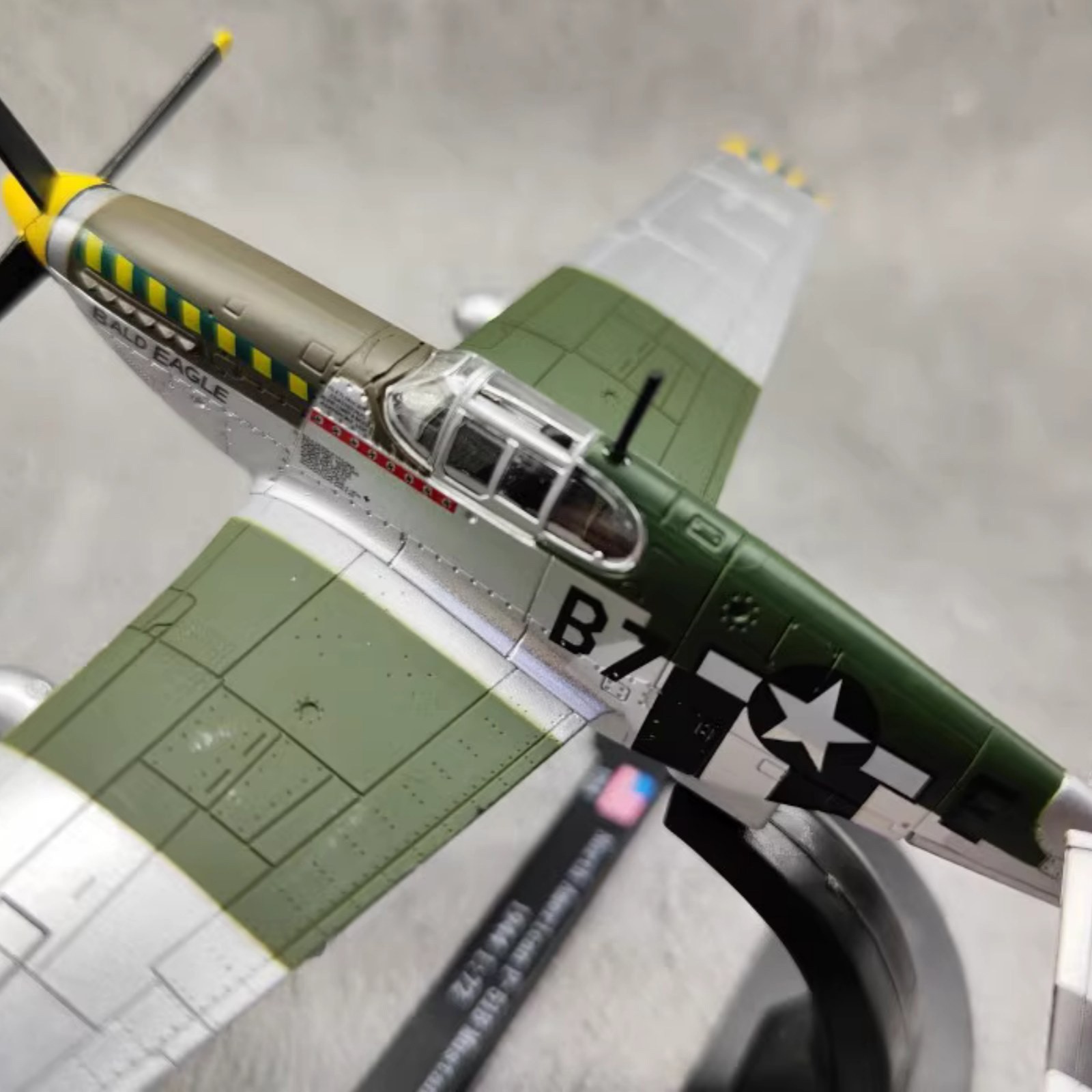 14cm Diecast Alloy 1/72 WWII North American P-51B Mustang Fighter Model Craft