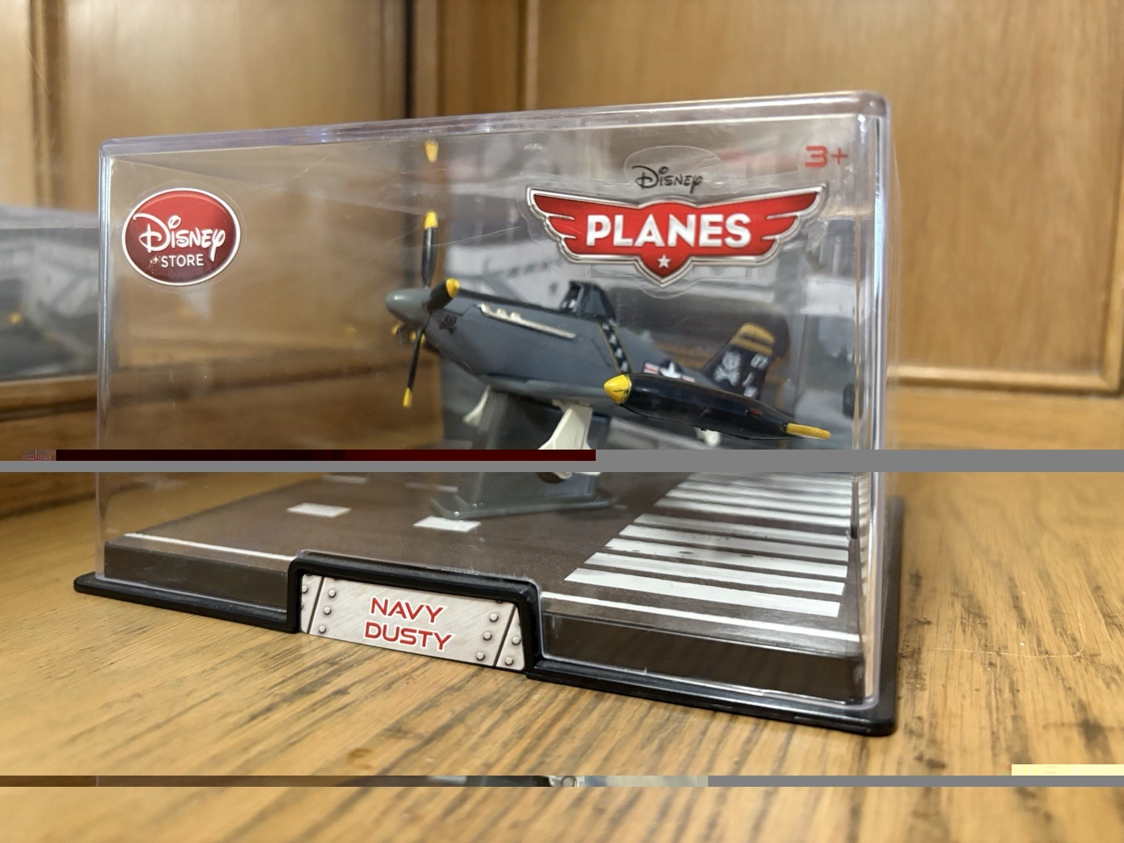 Disney Store Disney Planes Navy Dusty Diecast Military Airplane w/ Stand Case