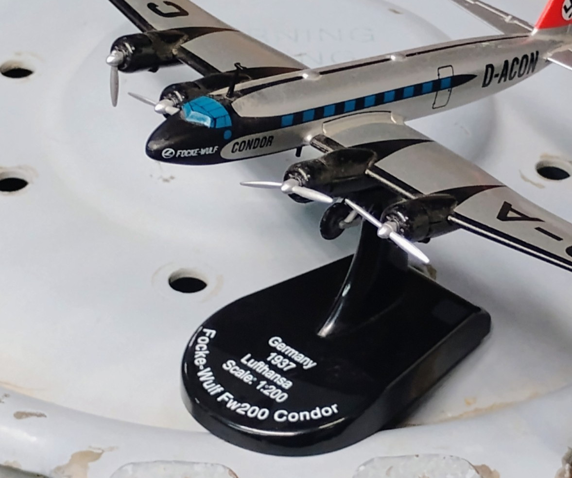 WW2 German Focke-Wulf Fw 200 Condor Diecast Model 1937 Lufthansa Brandenburg