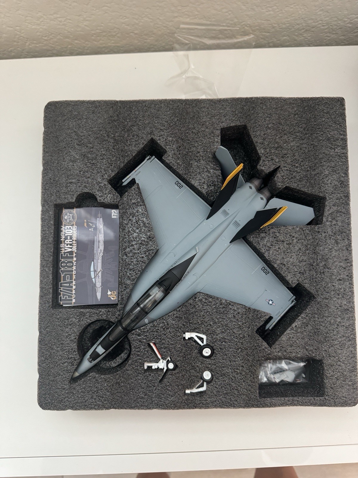JC Wings 1/72 JCW72-F18-013 F/A-18F Super Hornet USN VFA-103 Jolly Rogers