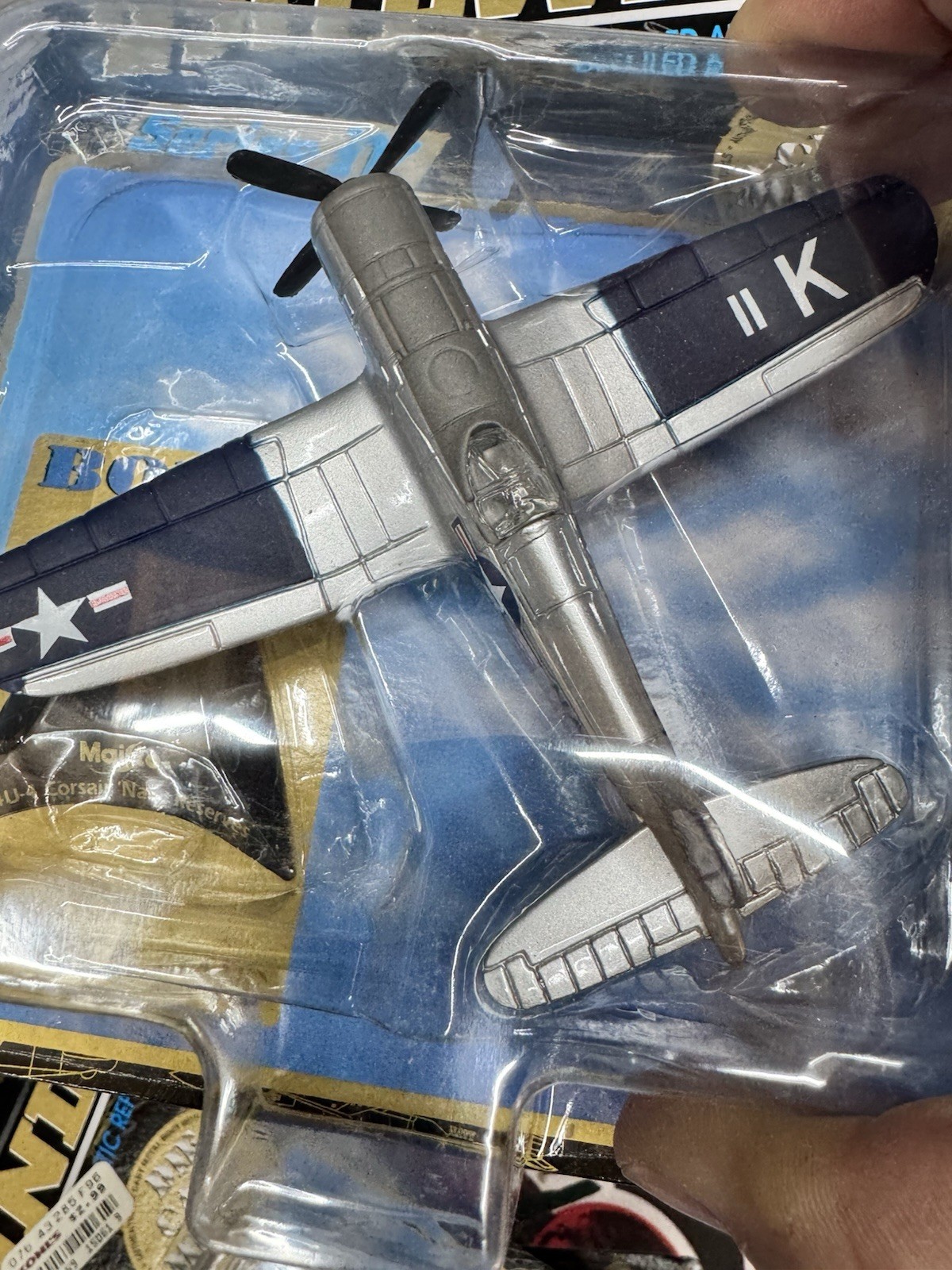 5 Tailwinds F4U-4 Corsair Navy Reserves Diecast Plane w/Collector Stand #15061