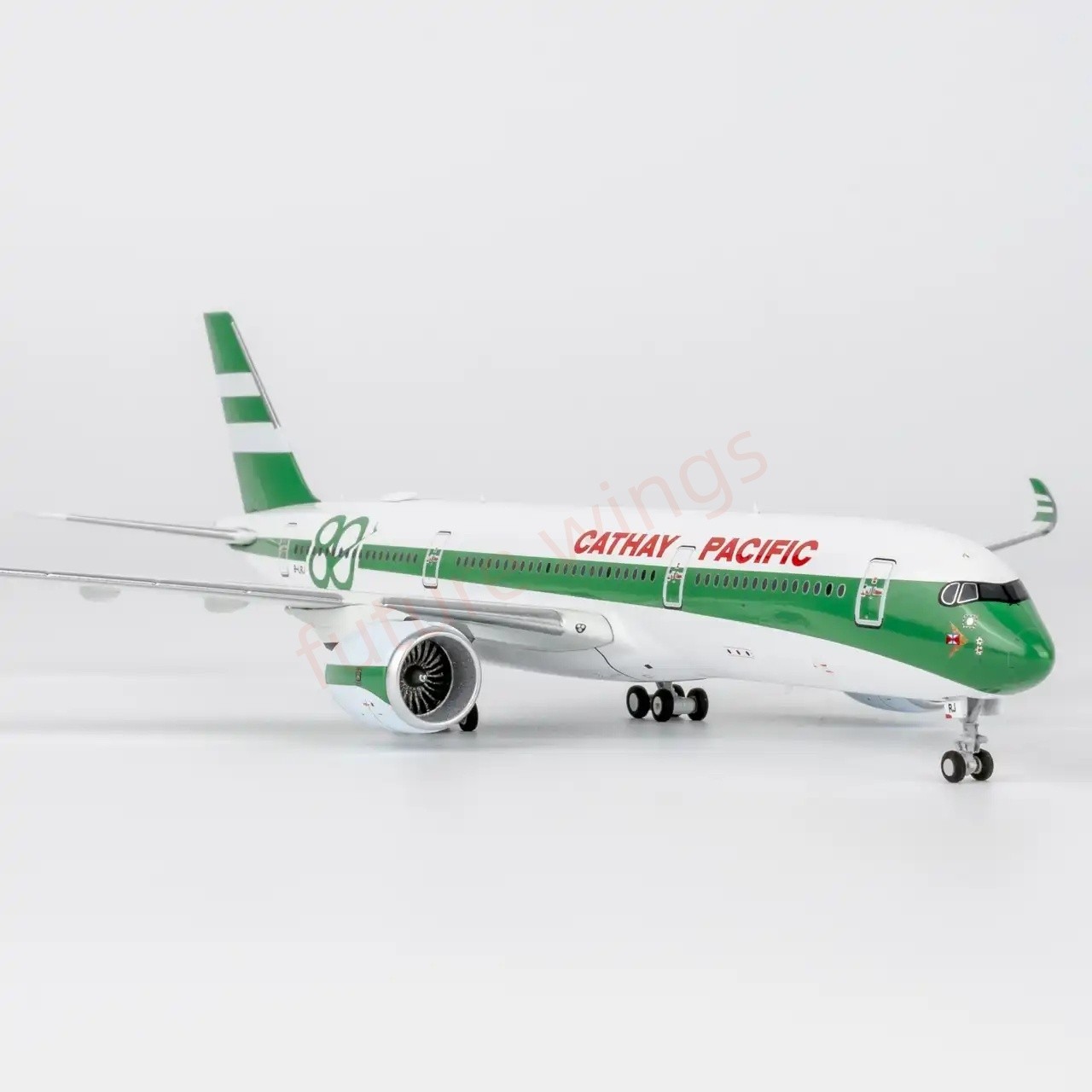 1:400 NG Models NG39129 Cathay Pacific A350-900 B-LRJ “80Years”+Free Tractor