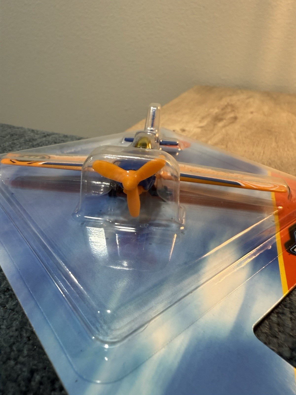 Matchbox Sky Busters MBX STUNT PLANE II 14/32 Super CHASE Logo On Right Wing NEW