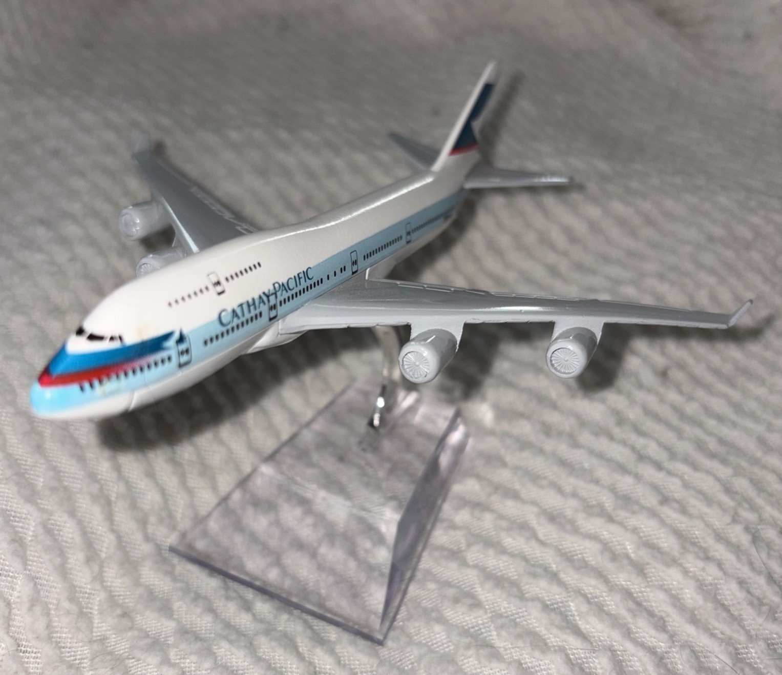 CATHAY PACIFIC BOEING 747-400 Passenger Airplane Diecast 5.5″ Aircraft Model