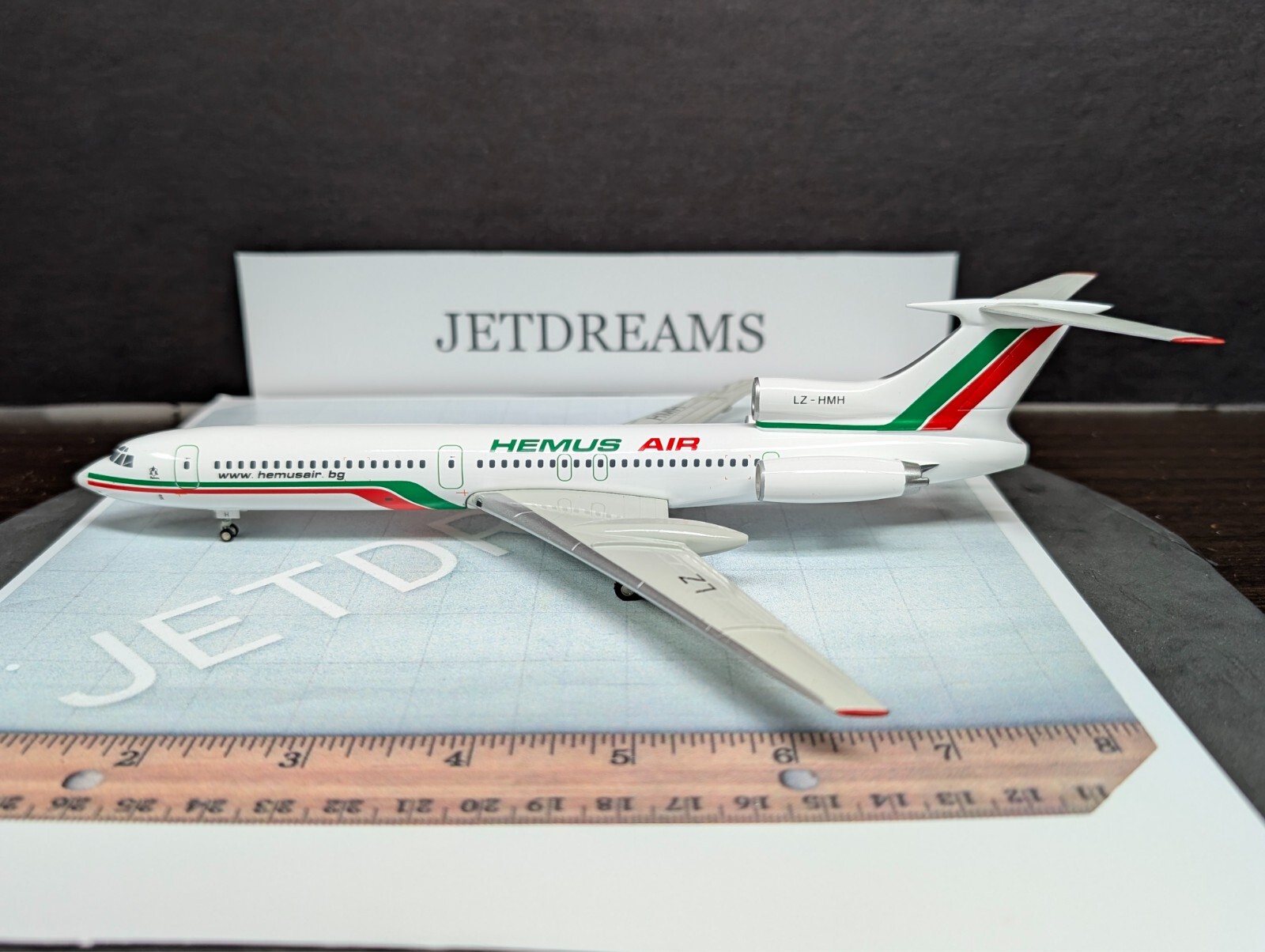 1/200 HEMUS AIR TUPOLEV TU-154 1990’S COLORS LZ-HMH INFLIGHT 200 41 OF 60 MADE