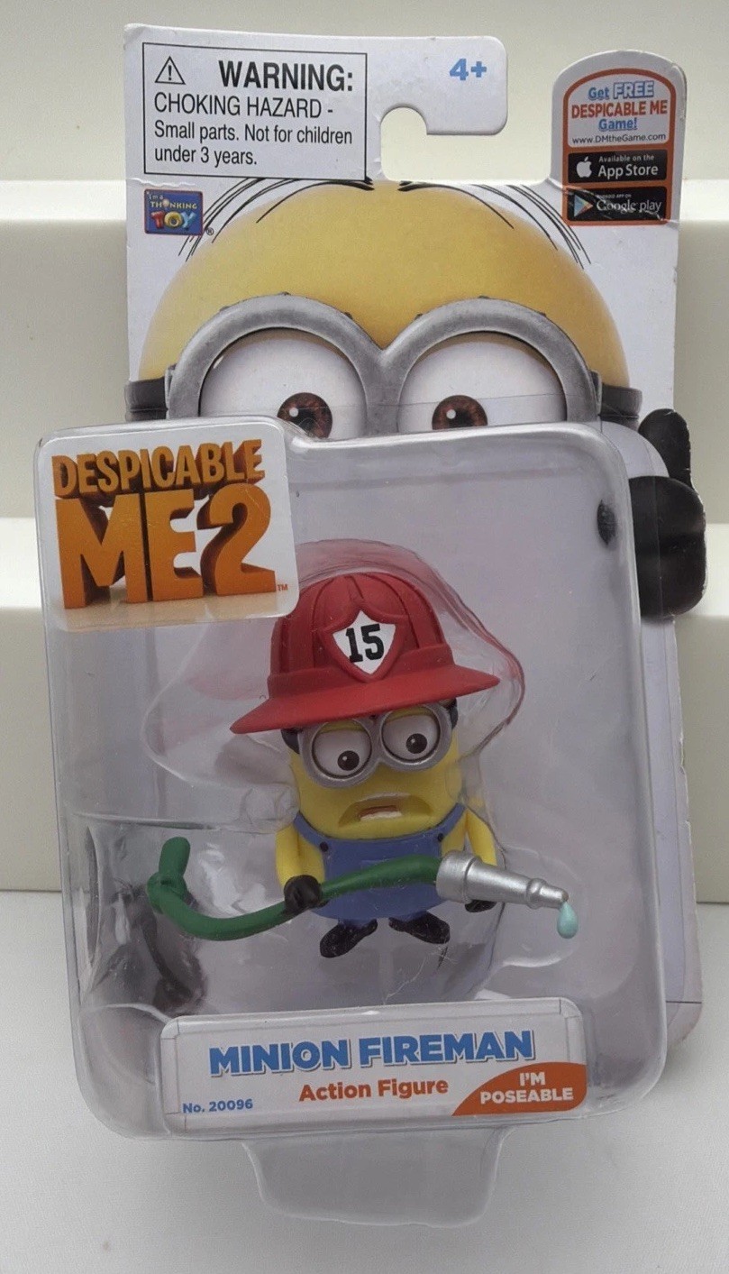DESPICABLE ME 2 MOVIE – 4-INCH MINION FIREMAN W/ WATER HOSE B1