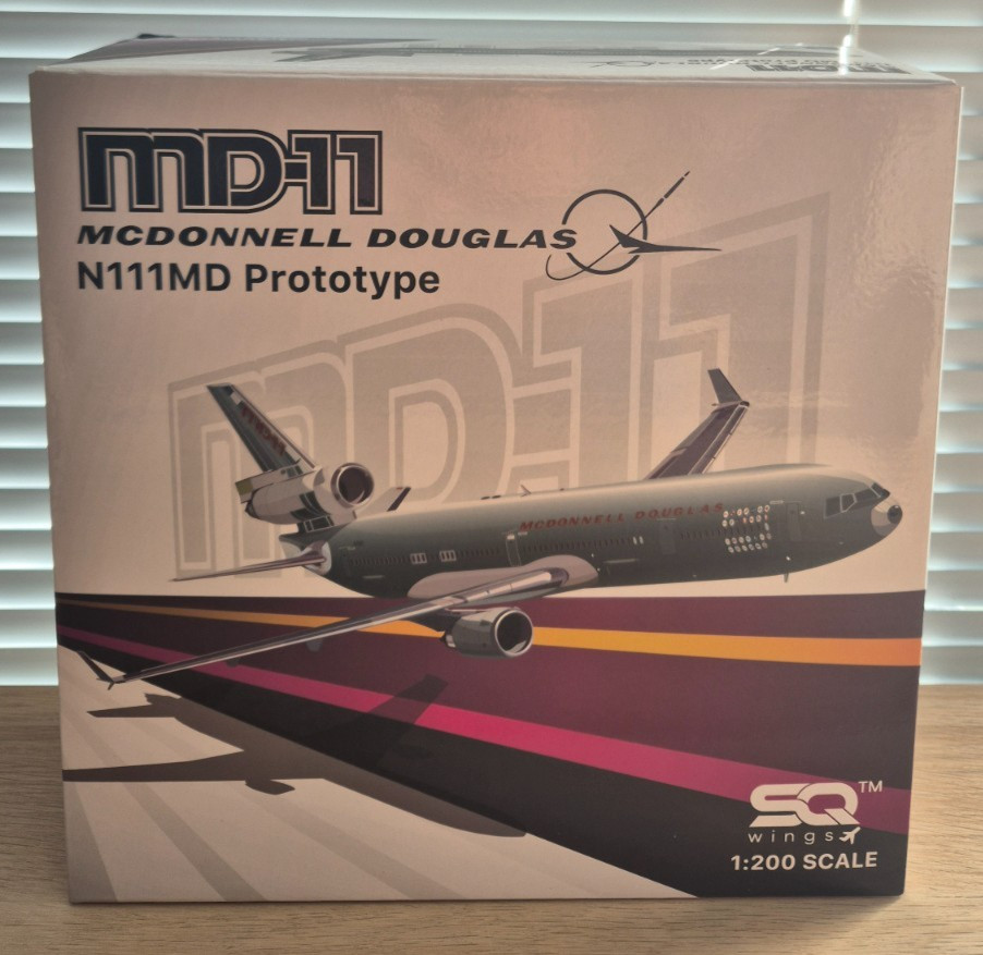 SQ Wings 1/200 McDonnell Douglas MD-11 House Color N111MD Prototype