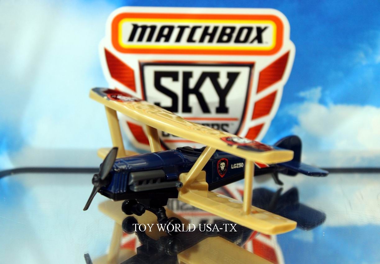 2020 Matchbox Sky Busters Classic Attack Barnstormer Bi-Plane SB138
