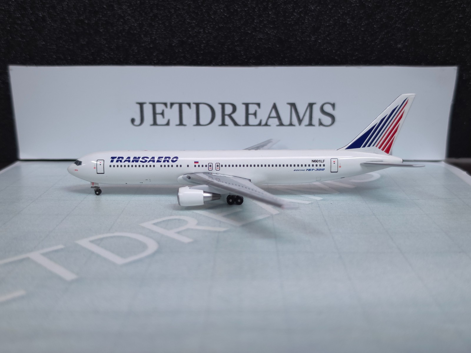 1/400 TRANSAERO AIRLINES BOEING 767-300 1990’S COLORS N601LF AEROCLASSICS