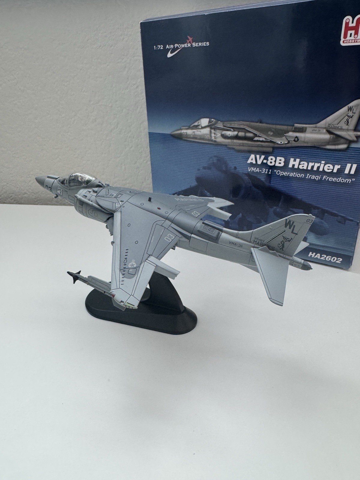 Hobbymaster AV-8B Harrier II USMC ” Operation Iraqi Freedom” HA2602 1:72