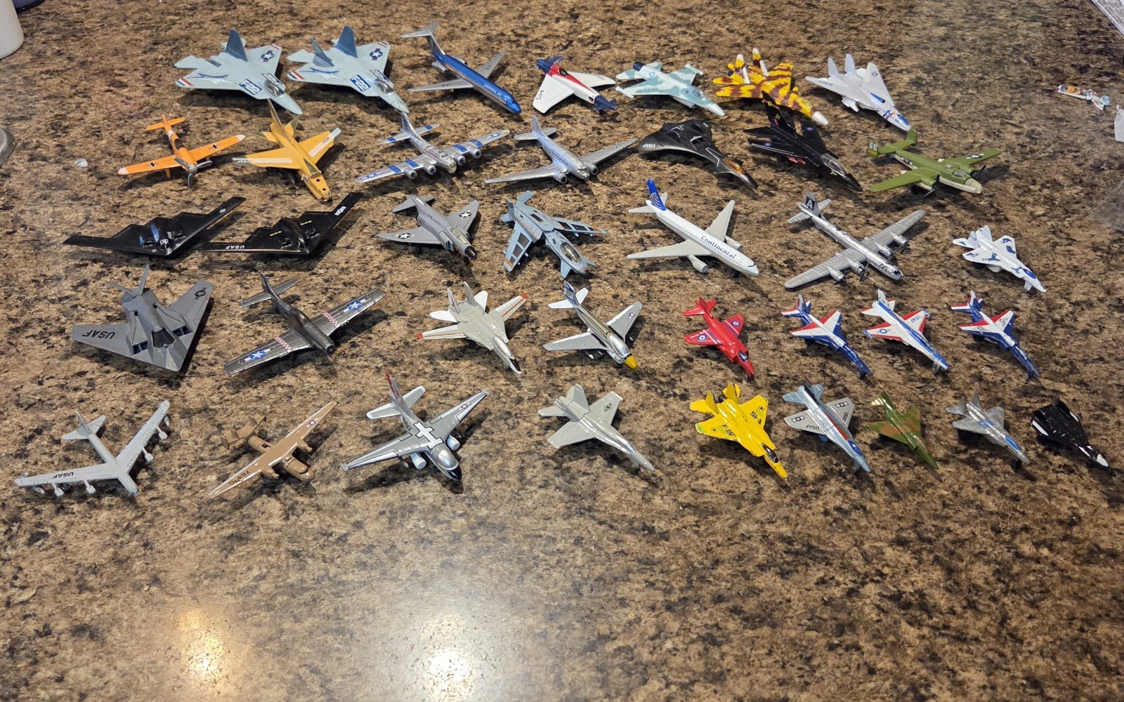 Tootsietoy, Matchbox, Maisto, And Other Diecast Metal Planes