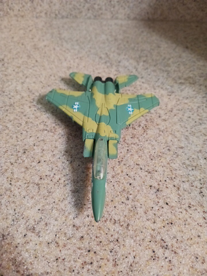 Maisto Die Cast F-15 Streak Eagle Green Camo F-15