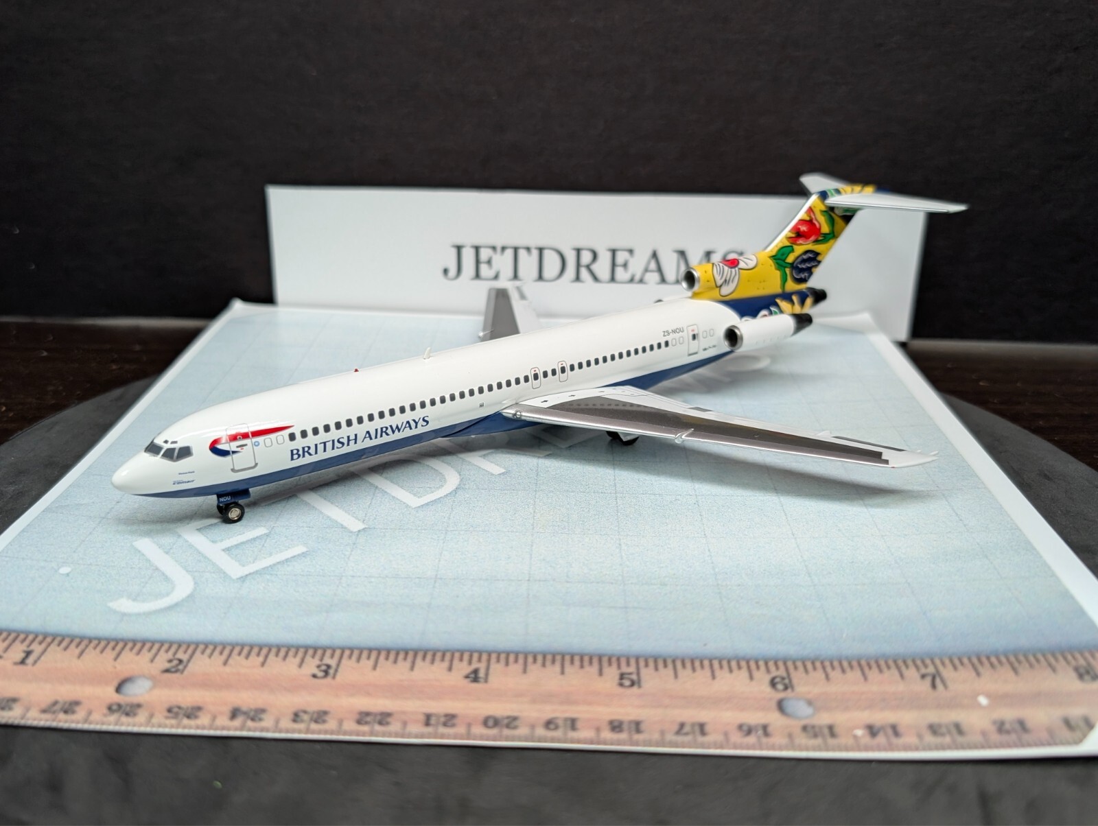 1/200 BRITISH AIRWAYS / COMAIR BOEING 727-200 SWEDEN COLORS ZS-NOU INFLIGHT 200