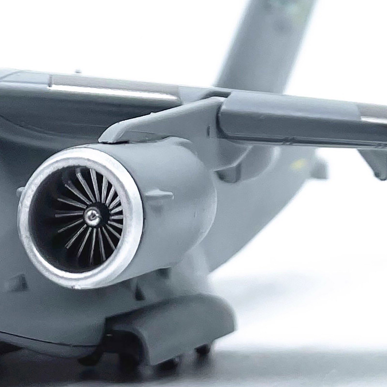 1:200 Scale C-17 Model For US Air Force Globemaster III Alloy Transport Aircraft