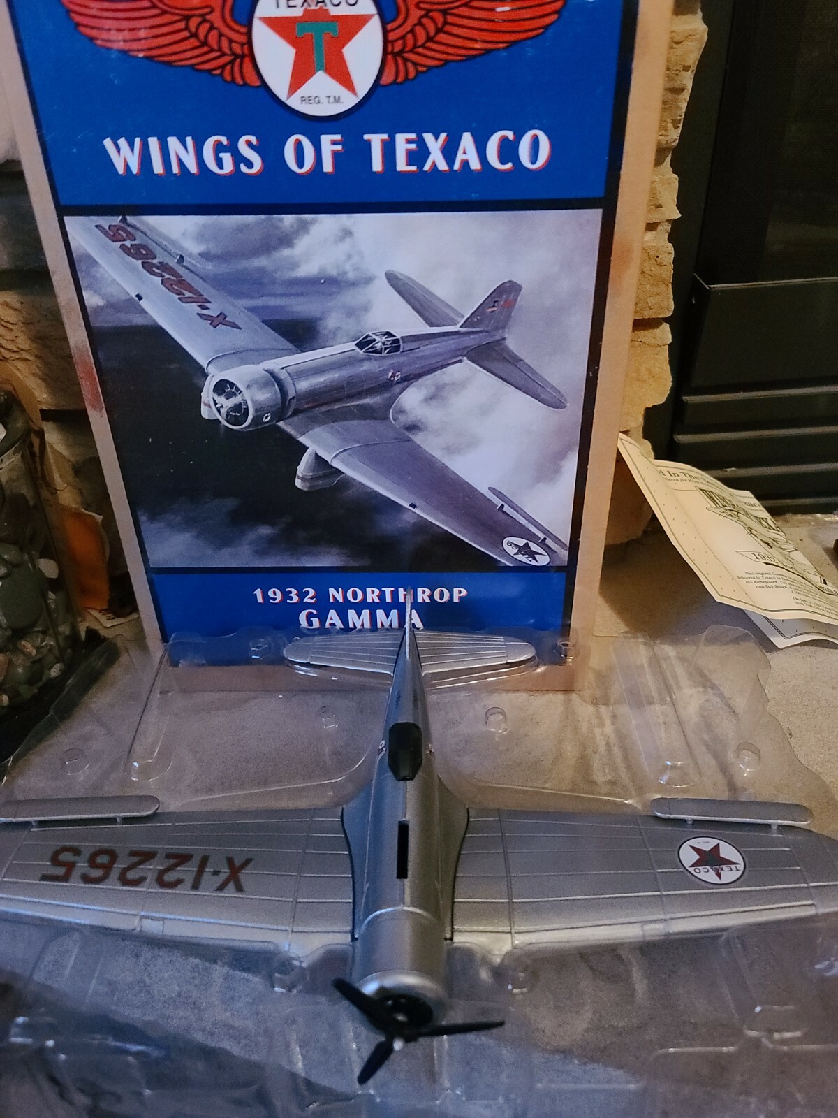 ERTL Wings of Texaco 1932 Northrop Gamma 2nd in Series Diecast Coin Bank NEW