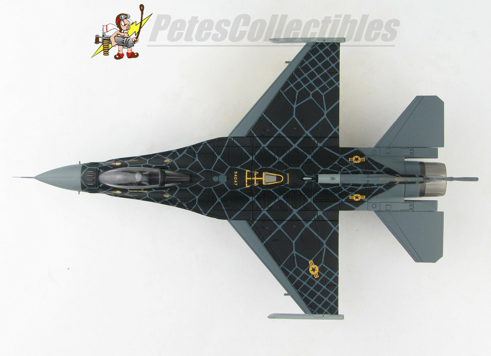 Hobby Master HA3883 Lockheed F-16C Falcon USAF Demo Team Venom Paint Scheme 1:72