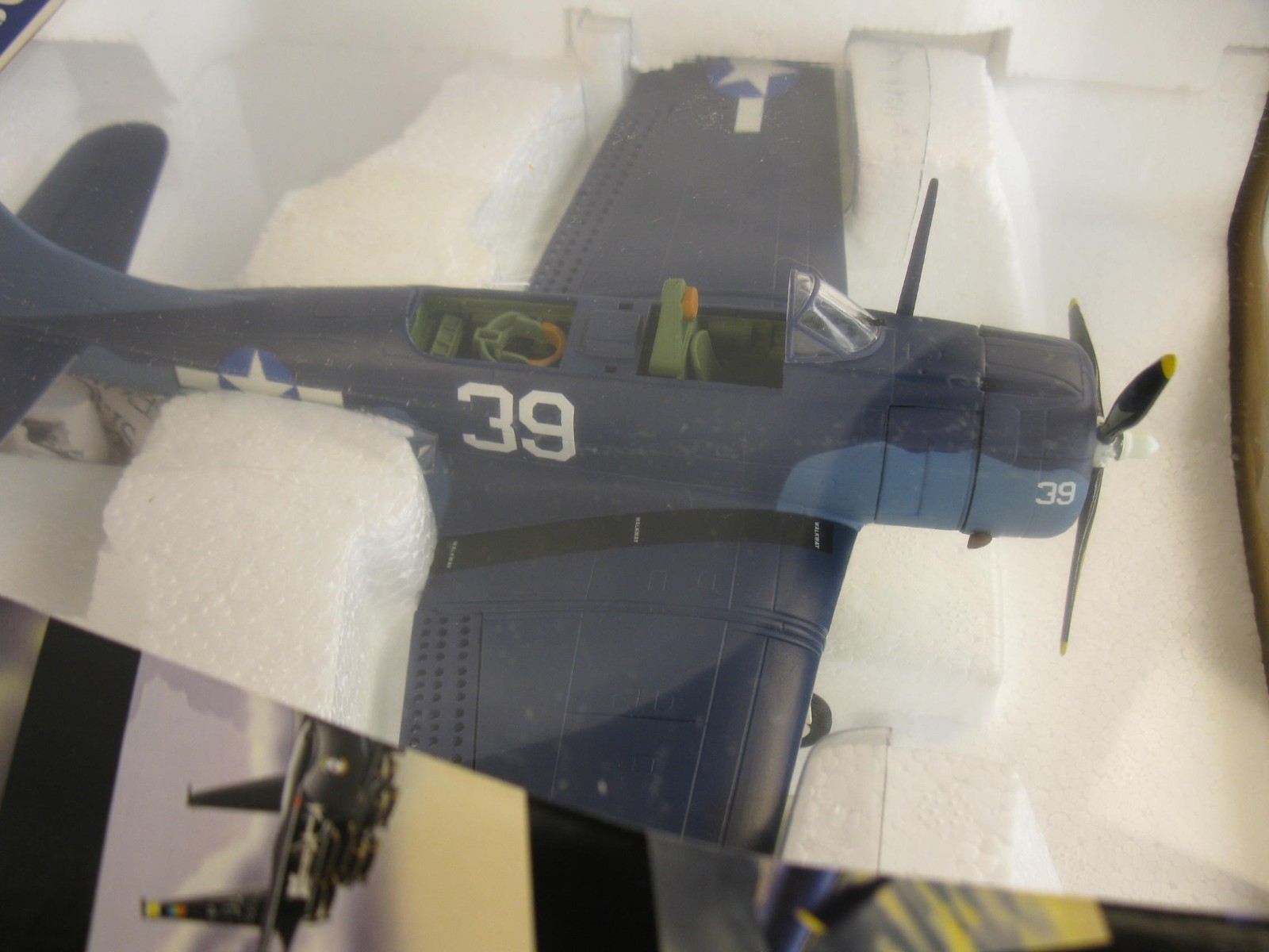 Franklin Mint 1/48 SBD DAUNTLESS CAPTAIN CLELAND B11E378 MIB