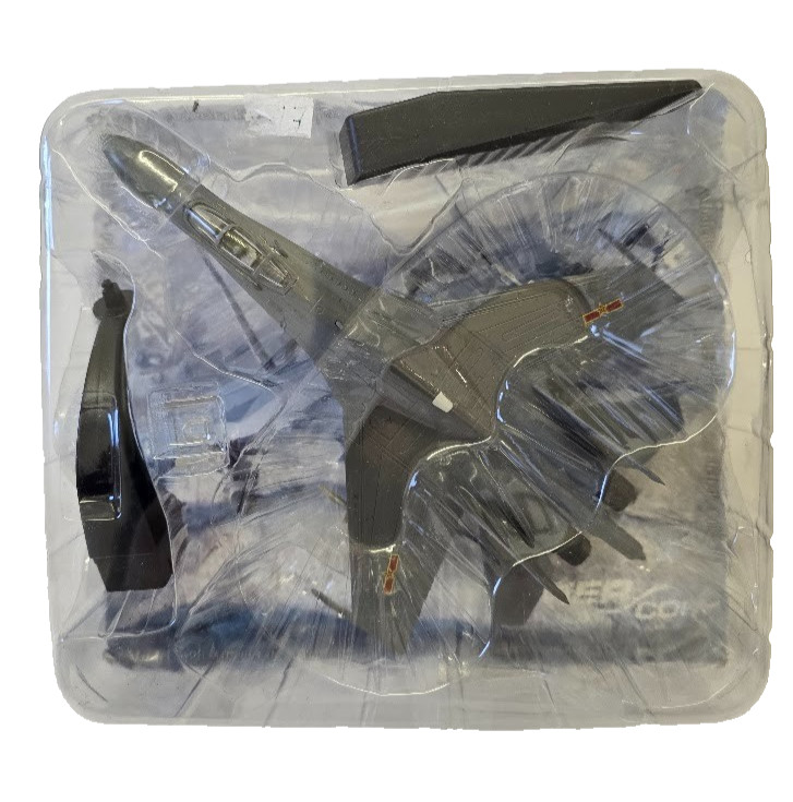 Amercom Sukhoi Su-27SK Flanker PLA Air Force 1:100 Diecast Aircraft Model