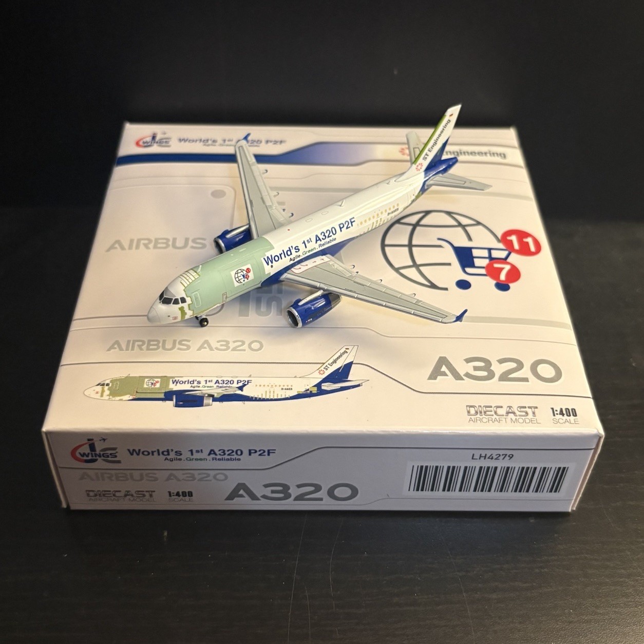 JC Wings 1:400 ST Aerospace Airbus A320-200(P2F) “World’s First A320 P2F” D-AAES