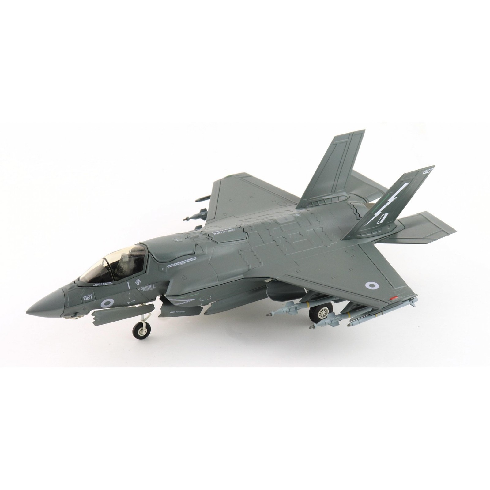 Hobby Master 1:72 F-35B Lightning UK Lighting Force, HMS Prince of Wales HA4624b
