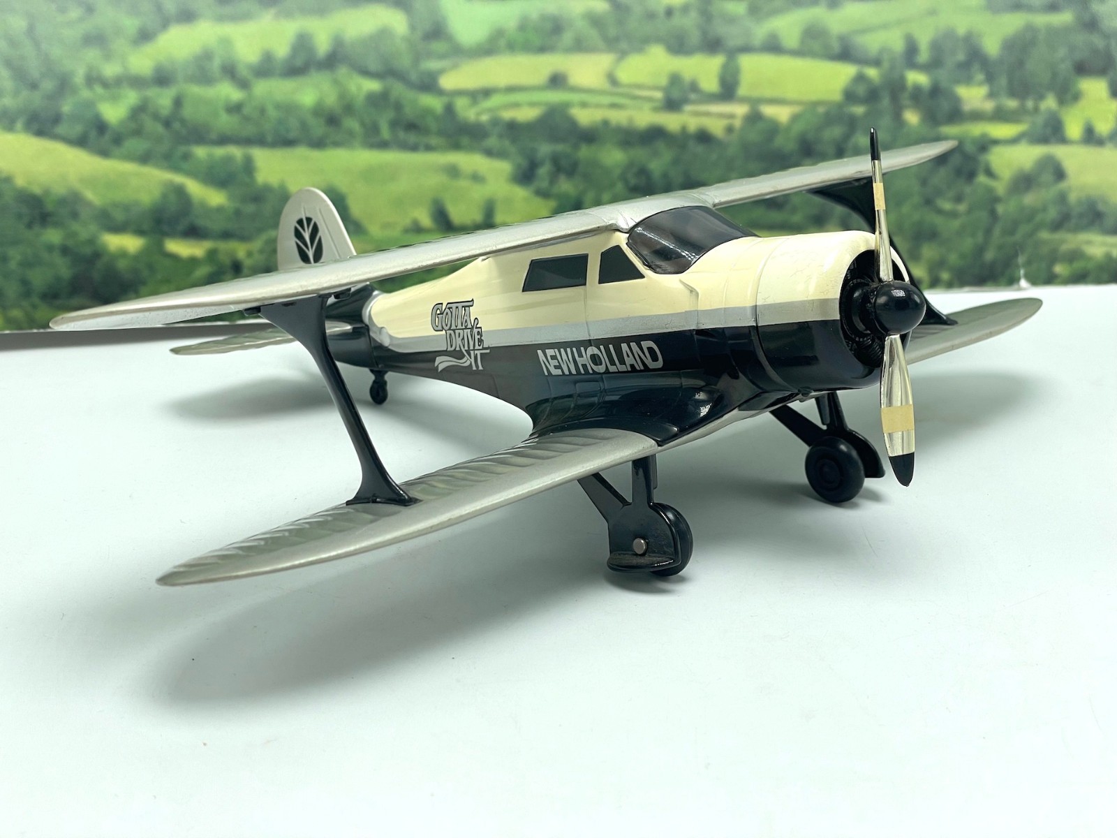 1995 Liberty Classics New Holland Beechcraft D17 Staggerwing Diecast Bank 1:32
