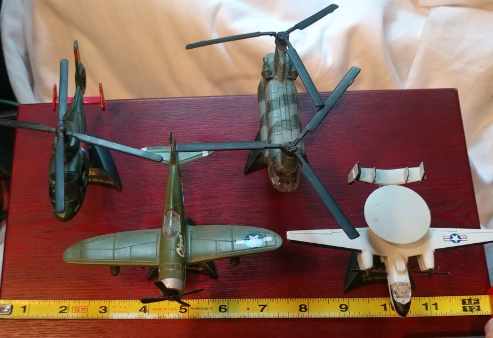 4 diecast military aircrafts by Maisto: SA 365 Dauphin, E-2C Hawkeye, P-47D Thu