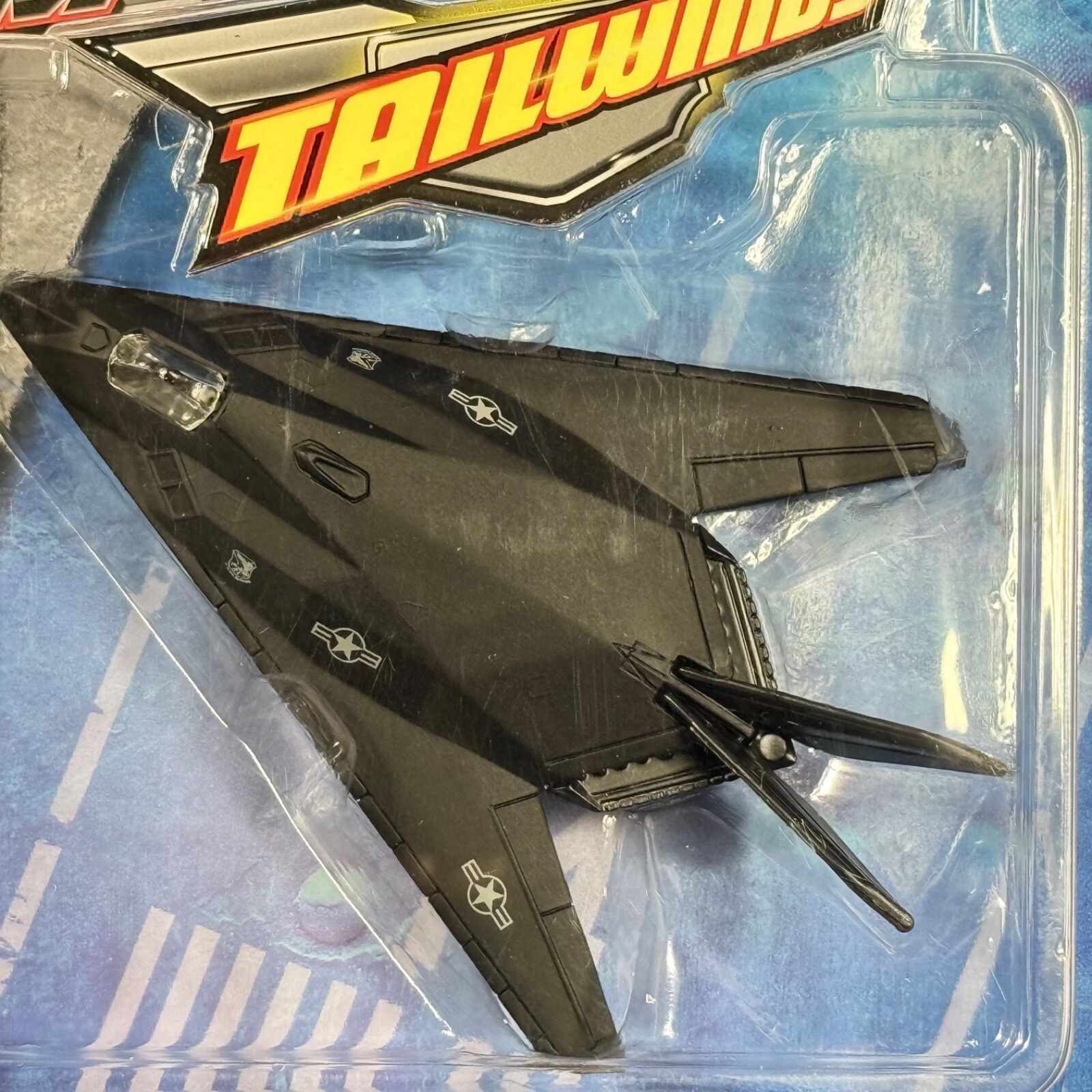 2018 Maisto F-117 Nighthawk Stealth Jet Diecast 1:87 Tailwinds Model
