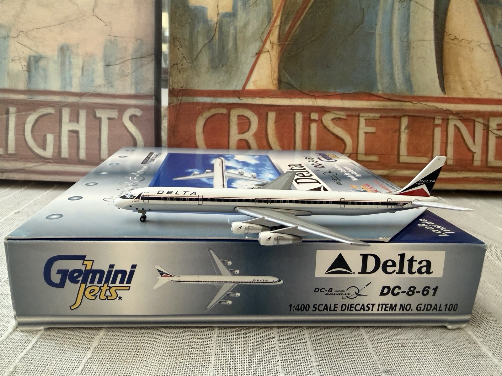 Gemini Jets Delta “Widget” Douglas DC-8-61 “VERY RARE” 1/400