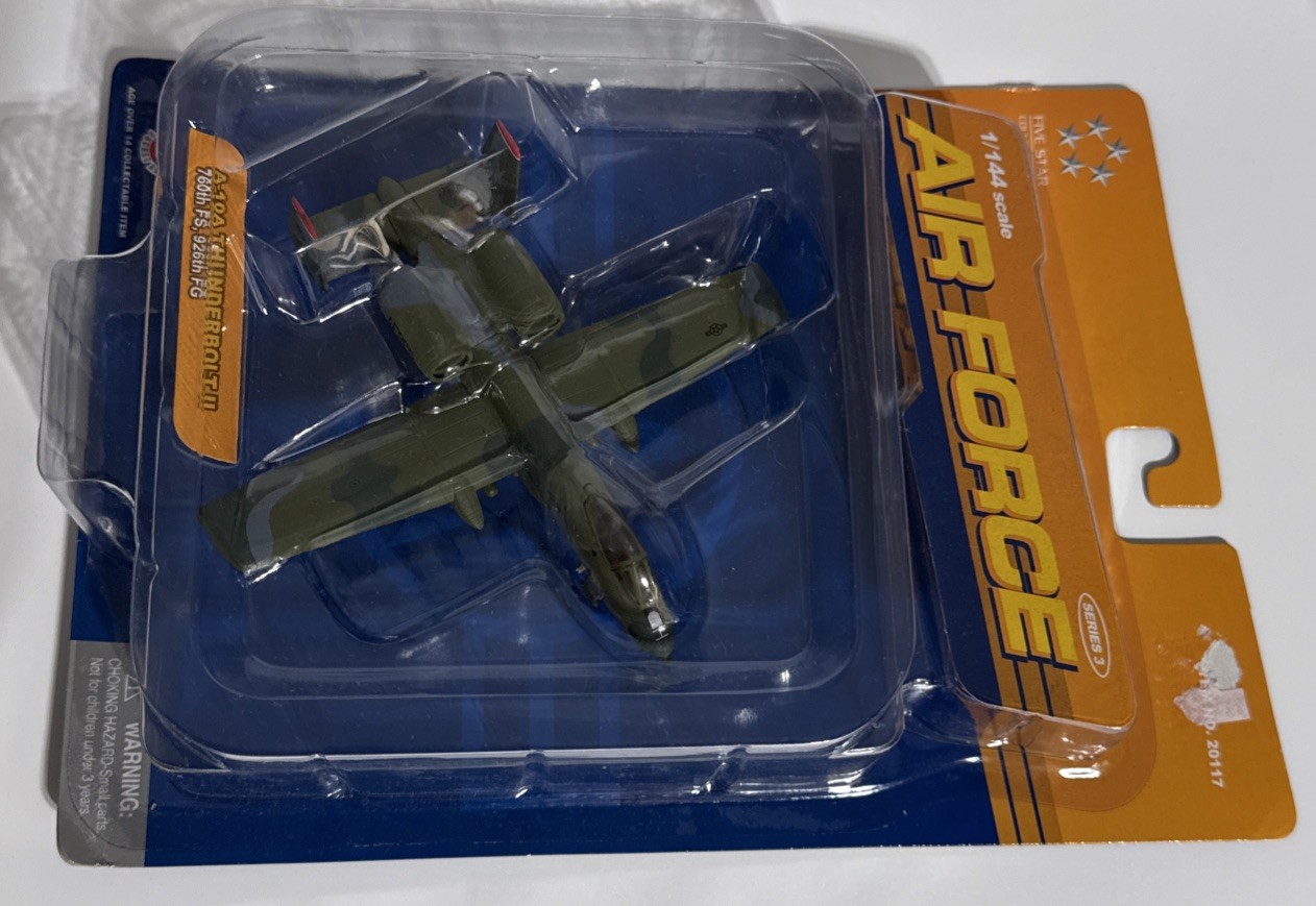 (2) 2004 Dragon Five Star Collectibles A-10A Warthawg 1/144th Scale