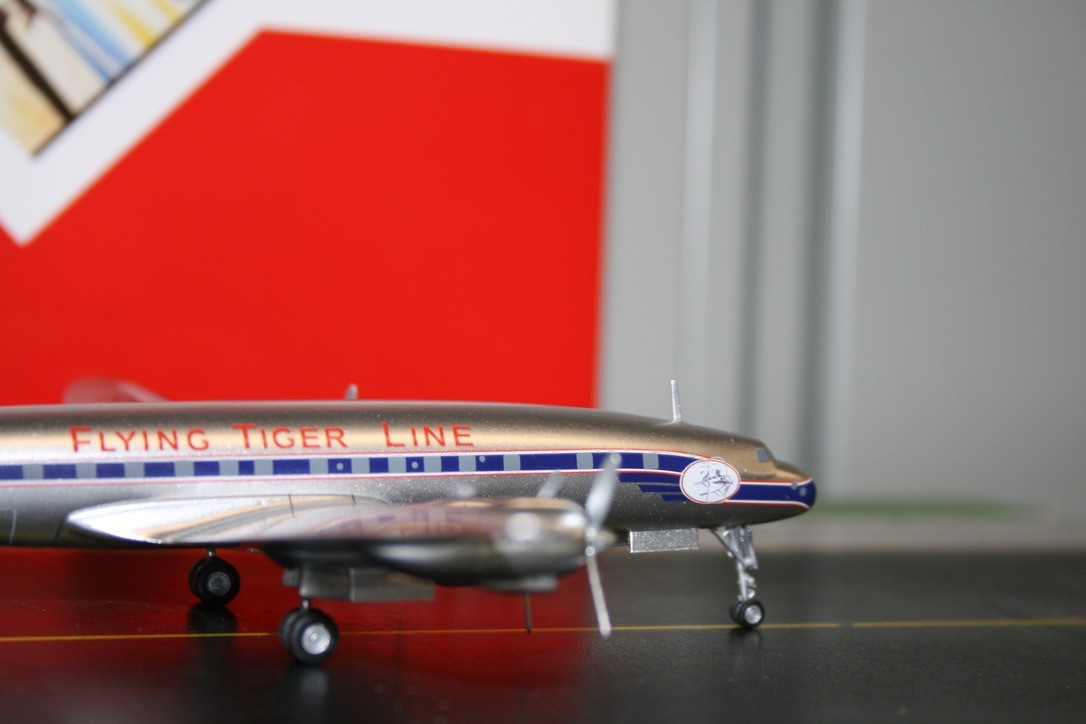 Western Models/Aeroclassics 1:200 Flying Tiger Line L-1049 N6915 (WM211294A)