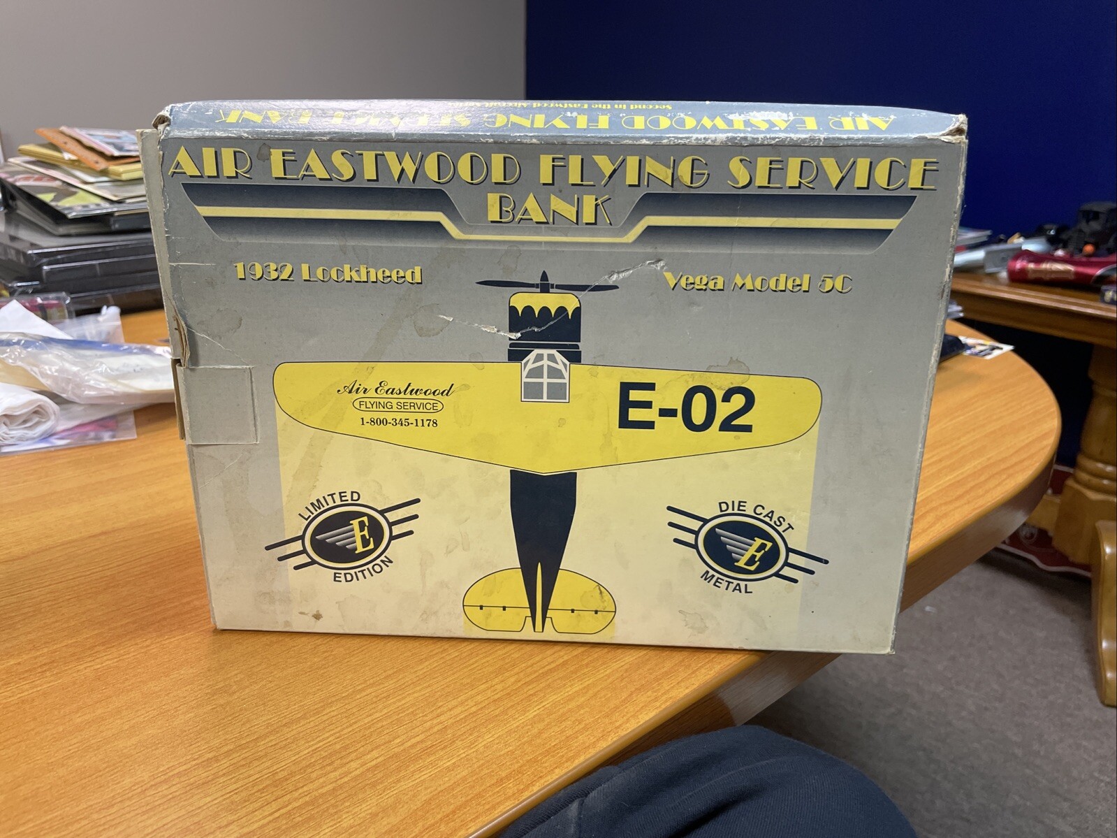 1:32nd Scale 1932 Lockhead Vega Model 5C Diecast Airplane Bank By Spec Cast