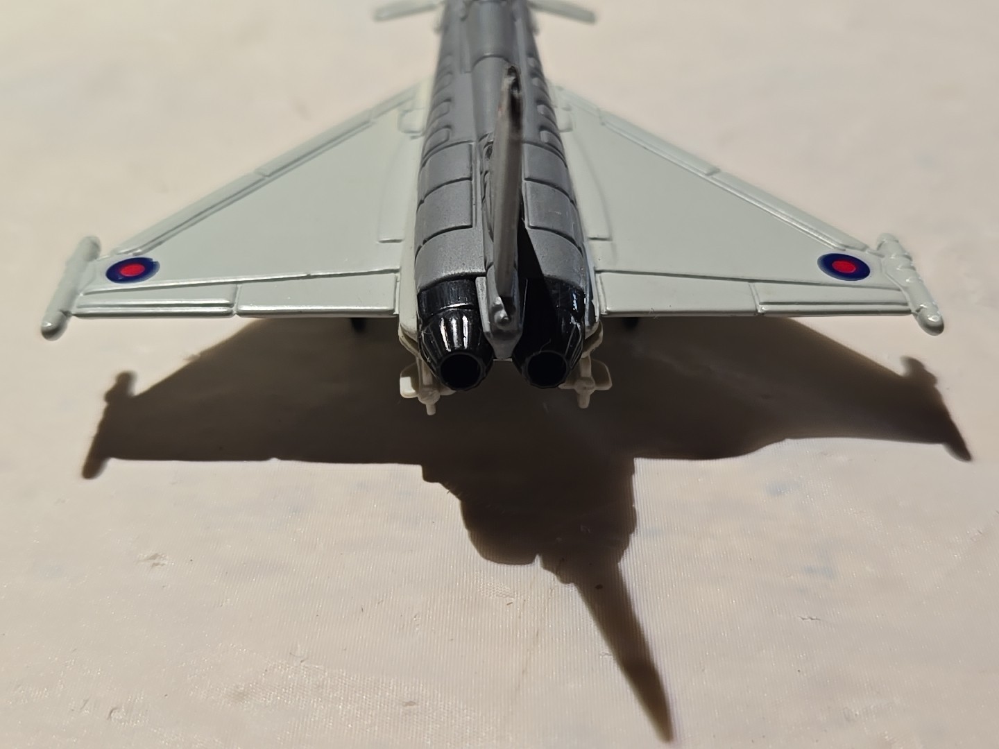 Maisto Air Force Special Edition EF-2000 Eurofighter Collectible Die Cast
