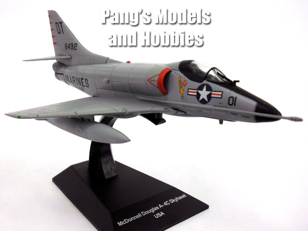 McDonnell Douglass A-4 A-4C Skyhawk – US MARINES – 1/72 Scale Diecast Model