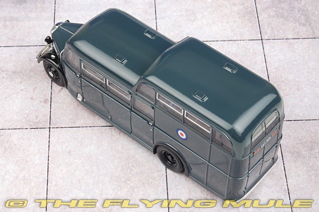 Oxford Diecast 1:76 Commando Crew Bus RAF