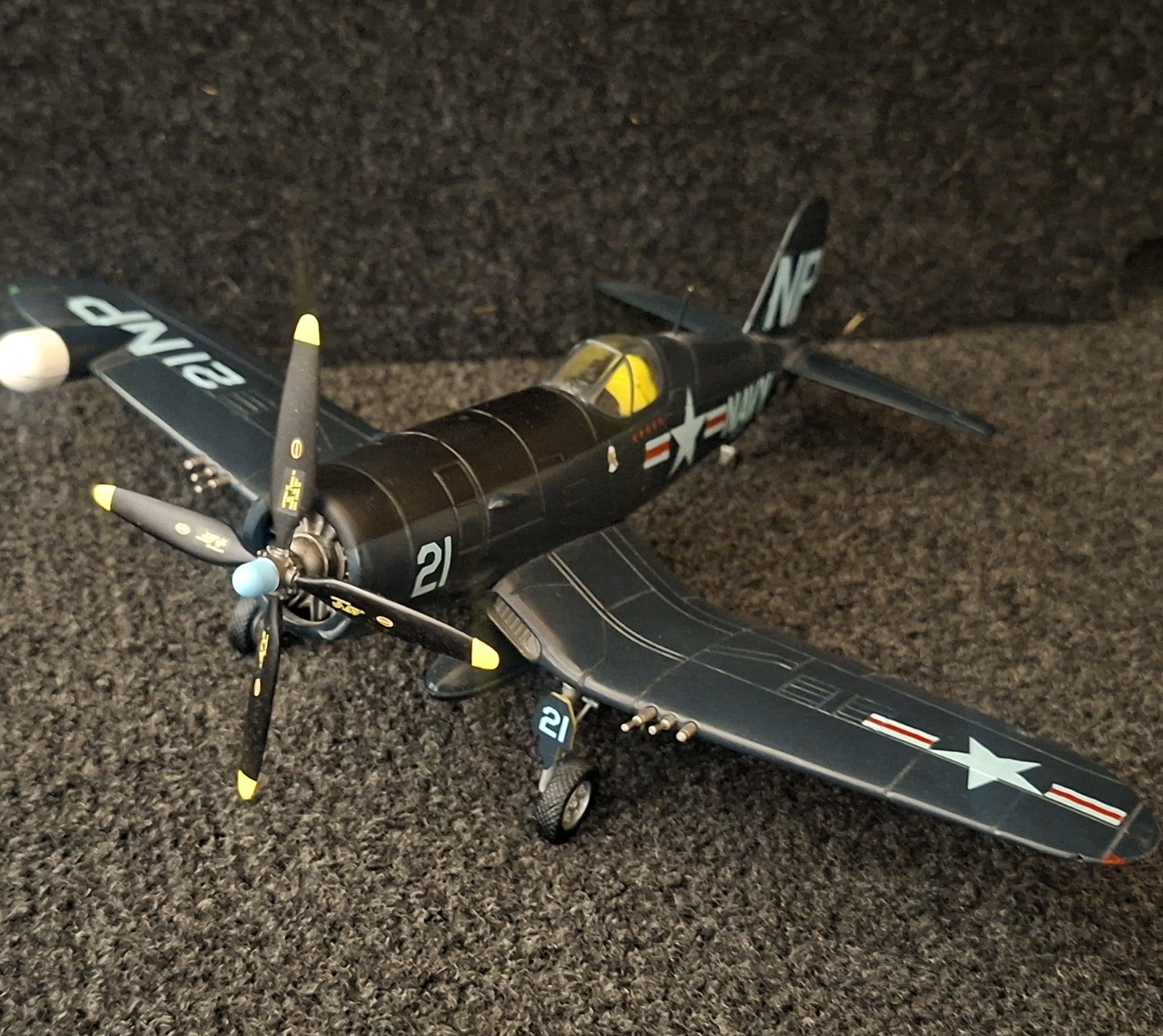 F-4 Corsair 21NP Navy Diecast Metal Airplane Aircraft Replica Model F4