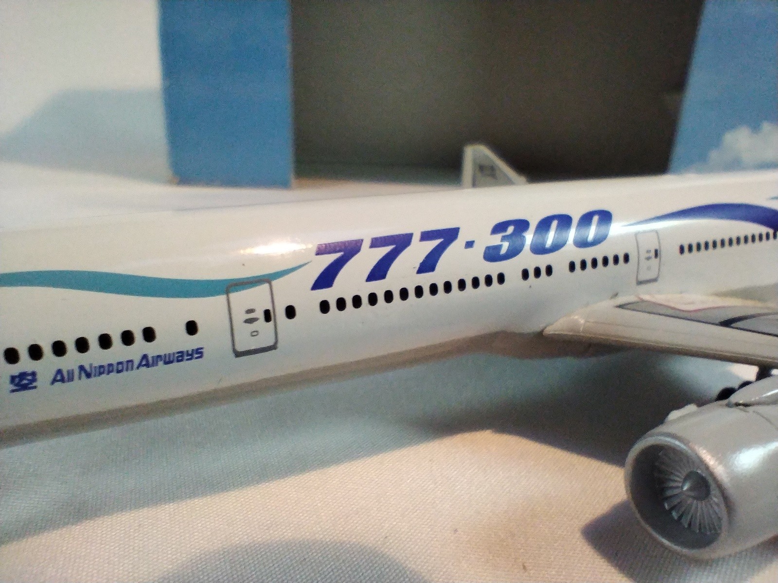 All Nippon Airways Boeing 777-300 1/400 Hasegawa Diecast | MINT BOXED JA7300