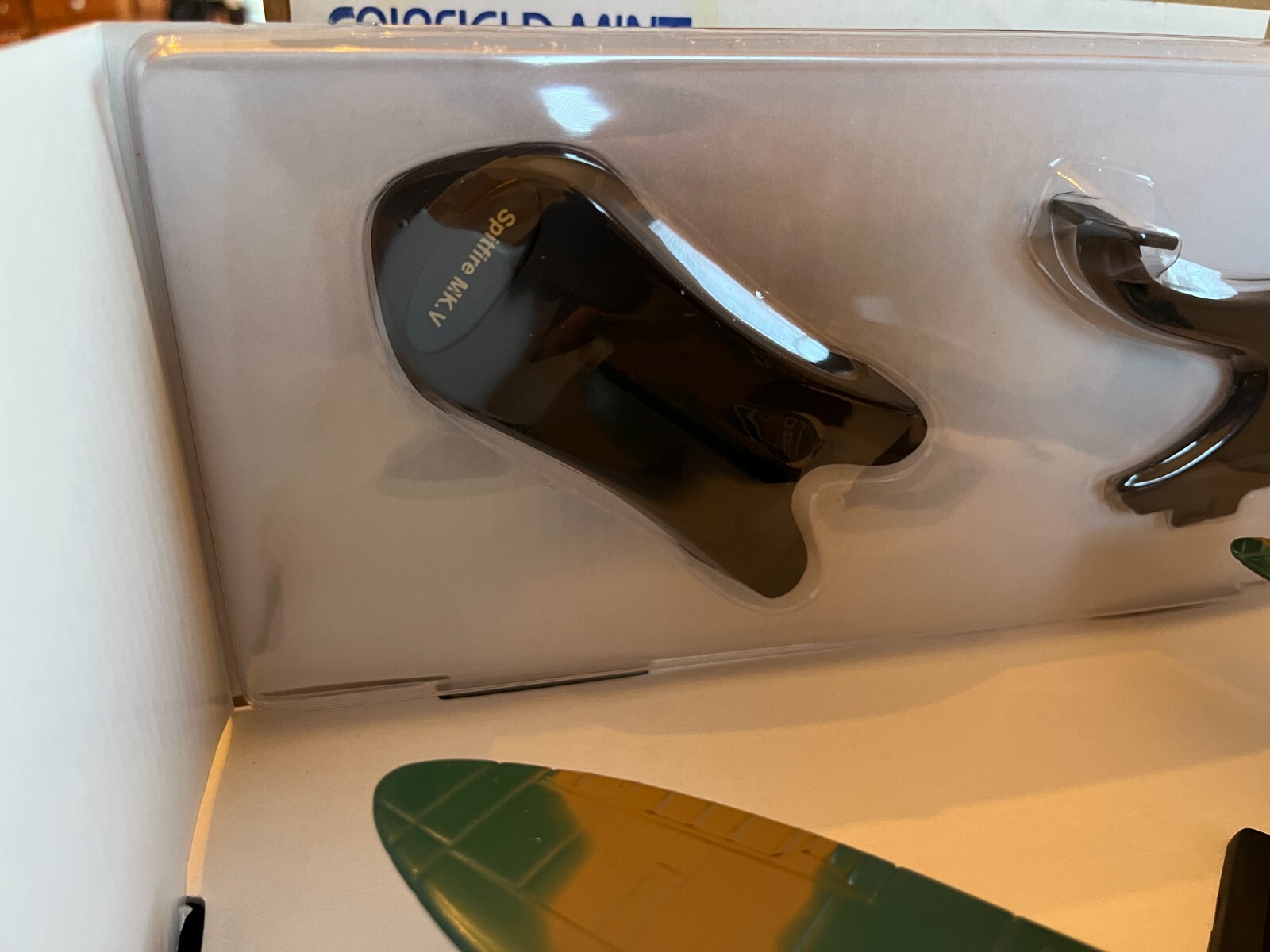 FAIRFIELD MINT Replicas SPITFIRE MK.V 99088A WWII Die Cast Plane