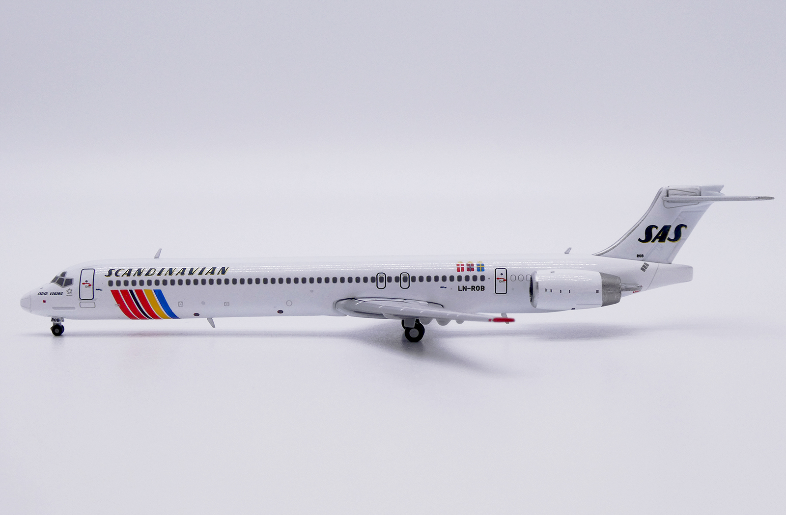 1:400 JC Wings SAS McDonnell Douglas MD-90 Passenger Airplane Diecast Model