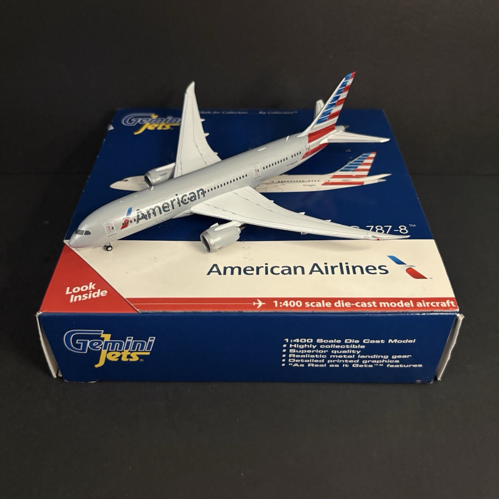GeminiJets 1:400 American Airlines Boeing 787-8 Dreamliner N800AN GJAAL1460