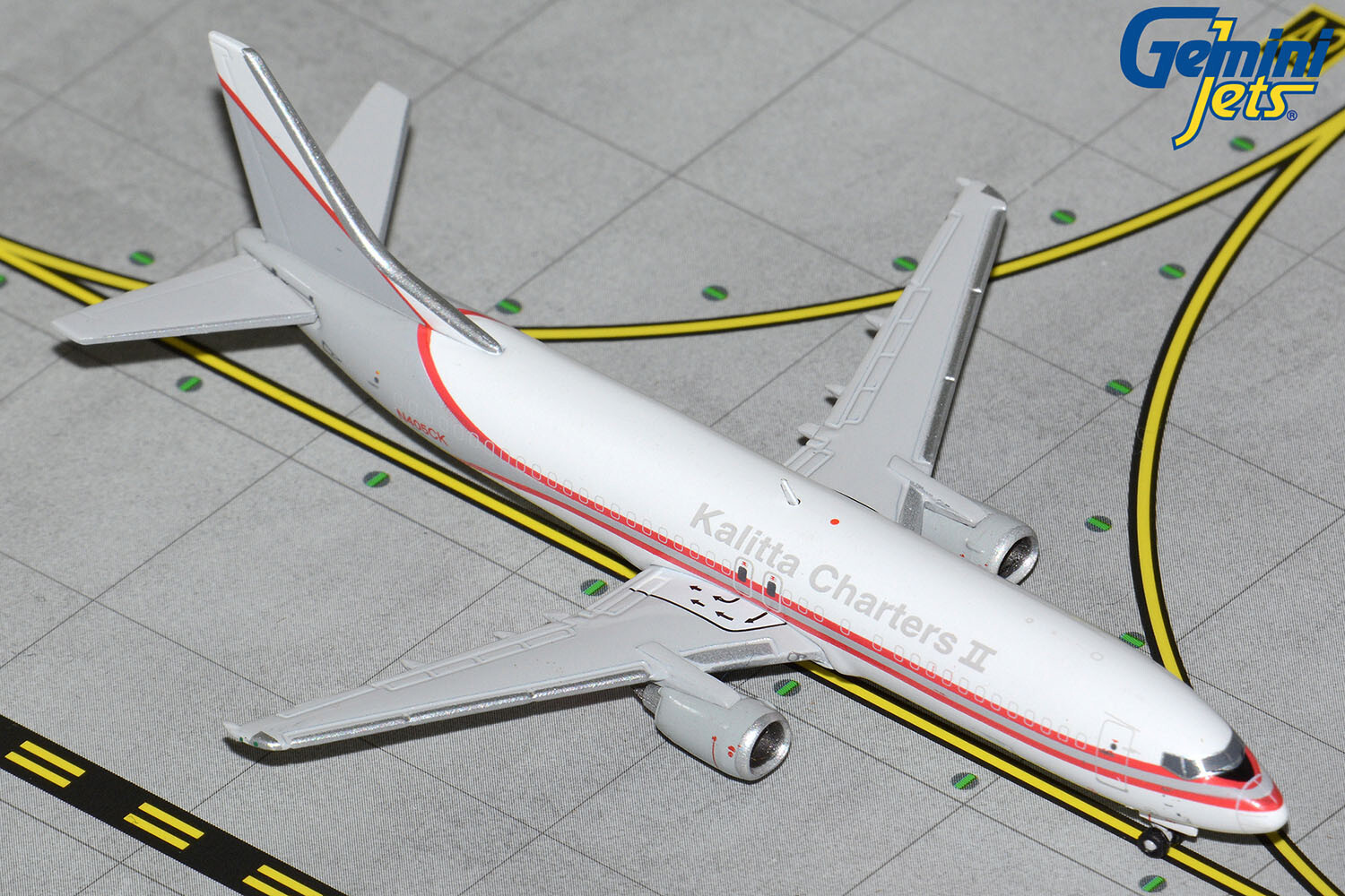 Gemini Jets 1:400 Kalitta Charters II Boeing 737-400 N405CK GJKFS1958 IN STOCK