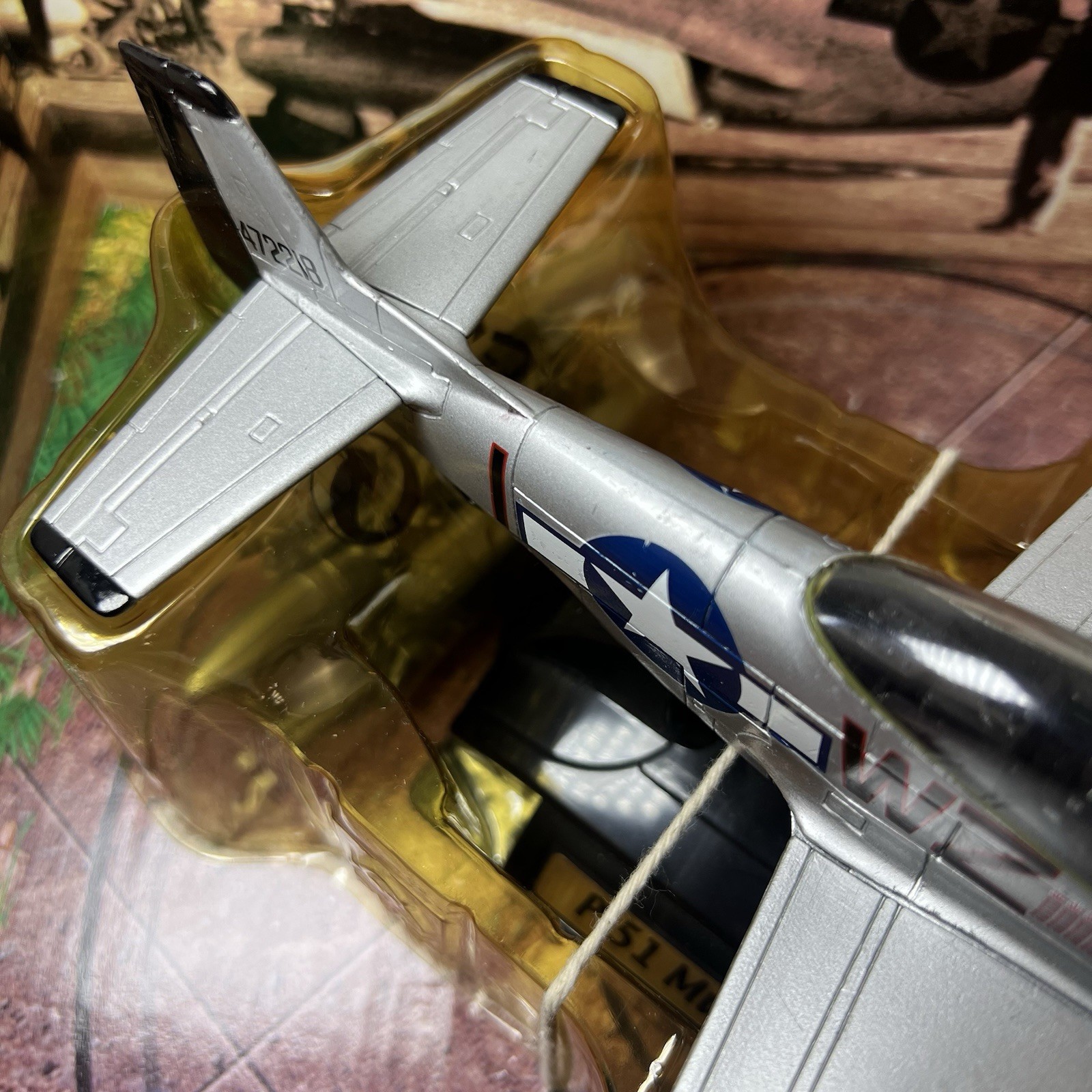Motor Max Die-Cast Metal and Plastic P-51 Mustang AIRPLANE NEW 1:48 SCALE 76336
